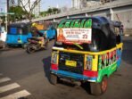 Ragam Alat Peraga Kampanye di Angkutan Umum Jelang Pemilu 2